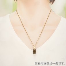 画像4: グリーンサファイア ペンダントトップ K18 スリランカ産 【一点もの】 Green Sapphire 日本製 サファイア 9月誕生石 グリーン 天然石 パワーストーン カラーストーン (4)