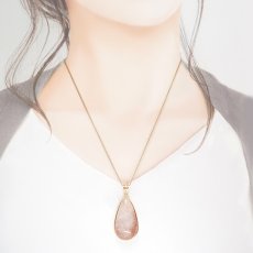 画像3: マニカラン水晶 薄赤 ペンダントトップ SV925 ヒマラヤ産【 一点もの 】Manikarn Quartz 覆輪 フクリン 水晶 浄化 天然石 パワーストーン カラーストーン (3)