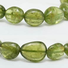 画像2: ペリドット タンブル ブレスレット【一点物】パキスタン産 Peridot 8月誕生石 太陽の石 浄化 ヒーリング 天然石 パワーストーン カラーストーン (2)