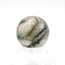 画像3: フェナカイト エメラルド共生鉱 丸玉 31mm ブラジル産 【 一点もの 】 証明書付 Phenakite 希少石 レア スフィア ベリル フェナス石 鉱物 浄化 お守り 天然石 パワーストーン (3)