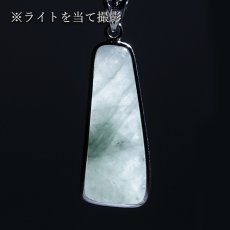 画像3: ミャンマー翡翠 ブルー ペンダントトップ SV925 ミャンマー産【一点もの】翡翠 Myanmar Jade blue 本翡翠 ひすい 青 覆輪 フクリン お守り 浄化 天然石 パワーストーン (3)