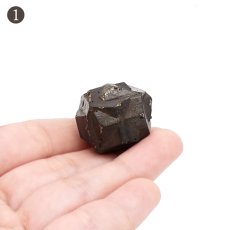 画像3: アイアンクロスパイライト 原石 コロンビア産 【一点物】 Iron Cross Pyrite アンクロスツインパイライト 黄鉄鉱 風水 置物 浄化 天然石 パワーストーン カラーストーン (3)