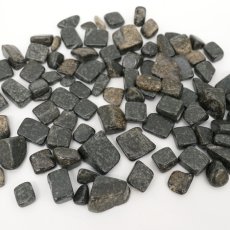 画像2: さざれ 100g 伊達冠石 日本銘石 宮城県産 DATEKANMURI Stone 天然石 パワーストーン カラーストーン (2)