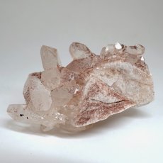 画像3: マニカラン水晶 クラスター ヒマラヤ産 【一点物】 Manikarn Quartz 原石 ピンク 水晶 クォーツ 透明度 ヒマラヤ水晶 ヒーリング 浄化 天然石 パワーストーン (3)