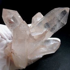画像7: マニカラン水晶 クラスター ヒマラヤ産 【一点物】 Manikarn Quartz 原石 ピンク 水晶 クォーツ 透明度 ヒマラヤ水晶 ヒーリング 浄化 天然石 パワーストーン (7)