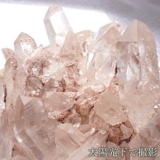 画像4: マニカラン水晶 クラスター 1.7kg ヒマラヤ産 【一点物】 Manikarn Quartz 原石 ピンク 水晶 クォーツ 透明度 ヒマラヤ水晶 ヒーリング 浄化 天然石 パワーストーン (4)