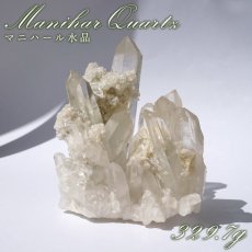 画像1: マニハール水晶 クラスター 329.7g インド・マニハール産 【一点もの】 Manihar Quartz 原石 ヒマラヤ 結晶 お守り 浄化 天然石 パワーストーン カラーストーン (1)