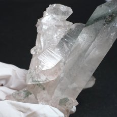 画像4: マニハール水晶 クラスター 182.4g インド・マニハール産 【一点もの】 Manihar Quartz 原石 ヒマラヤ 結晶 お守り 浄化 天然石 パワーストーン カラーストーン (4)