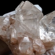 画像5: マニカラン水晶 クラスター ヒマラヤ産 【一点物】 Manikarn Quartz 原石 ピンク 水晶 クォーツ 透明度 ヒマラヤ水晶 ヒーリング 浄化 天然石 パワーストーン (5)