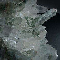 画像7: マニハール水晶 クラスター 1.2kg インド・マニハール産 【一点もの】 Manihar Quartz 原石 ヒマラヤ 結晶 お守り 浄化 天然石 パワーストーン カラーストーン (7)