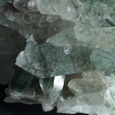 画像5: マニハール水晶 クラスター 1.2kg インド・マニハール産 【一点もの】 Manihar Quartz 原石 ヒマラヤ 結晶 お守り 浄化 天然石 パワーストーン カラーストーン (5)