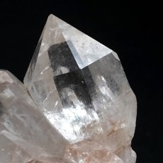 画像4: マニカラン水晶 クラスター ヒマラヤ産 【一点物】 Manikarn Quartz 原石 ピンク 水晶 クォーツ 透明度 ヒマラヤ水晶 ヒーリング 浄化 天然石 パワーストーン (4)