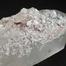 画像7: マニカラン水晶 クラスター ヒマラヤ産 【一点物】 Manikarn Quartz 原石 ピンク 水晶 クォーツ 透明度 ヒマラヤ水晶 ヒーリング 浄化 天然石 パワーストーン (7)