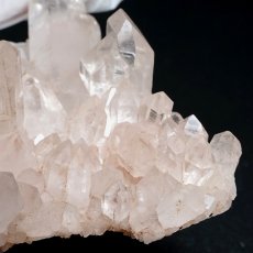 画像6: マニカラン水晶 クラスター ヒマラヤ産 【一点物】 Manikarn Quartz 原石 ピンク 水晶 クォーツ 透明度 ヒマラヤ水晶 ヒーリング 浄化 天然石 パワーストーン (6)
