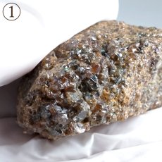 画像4: レインボーガーネット 原石 奈良県 天川村 【一点もの】 TENKAWA Garnet アンドラダイトガーネット 柘榴石 希少 日本銘石 国産鉱物 パワーストーン 天然石 (4)
