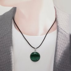 画像4: マラカイト ペンダントトップ SV925 アフリカ産【一点もの】Malachite 丸 覆輪 フクリン 孔雀石 浄化 お守り 天然石 パワーストーン カラーストーン (4)