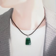 画像4: マラカイト ペンダントトップ SV925 アフリカ産【一点もの】Malachite スクエア 覆輪 フクリン 孔雀石 浄化 お守り 天然石 パワーストーン カラーストーン (4)