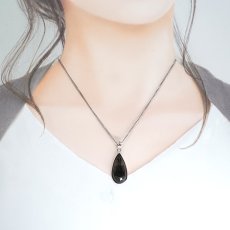 画像3: シュンガイト ペンダントトップ SV925 ロシア産 【一点もの】 Shungite ローズカット 覆輪 フクリン シュンガ石 フラーレン 天然石 パワーストーン カラーストーン (3)