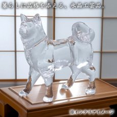 画像4: 天然水晶 戌 彫り物 ブラジル産 山梨伝統技術士作 【一点物】 Quartz 水晶 石英 4月誕生石 縁起物 干支 犬 いぬ 手研磨 職人 無処理 天然石 パワーストーン (4)