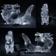 画像2: 天然水晶 玉護龍 彫り物 ブラジル産 山梨伝統技術士作 【一点物】 Quartz 水晶 石英 4月誕生石 縁起物 干支 辰 龍 手研磨 職人 無処理 天然石 パワーストーン (2)