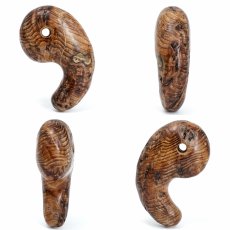 画像2: 屋久杉 泡瘤 (あわこぶ) 勾玉 50mm 【一点もの】 YAKUSUGI AWAKOBU 鹿児島県 屋久島 国産 日本製 瘤 杉 エネルギー パワーズウッド 天然木 (2)