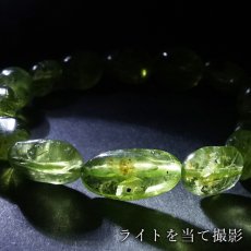 画像4: ペリドット タンブル ブレスレット【一点もの】パキスタン産 Peridot 8月誕生石 太陽の石 ヒーリング 浄化 天然石 パワーストーン カラーストーン (4)