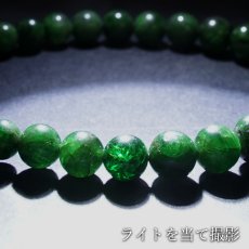 画像4: エメラルド 6mm ブレスレット【一点もの】ブラジル産 Emerald 共生鉱物 裸石 緑柱石 5月誕生石 天然石 パワーストーン カラーストーン (4)