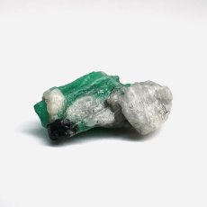 画像3: エメラルド 原石 約2.8g コロンビア ムソ鉱山産 【一点もの】 Emerald 鉱物 標本 結晶 緑柱石 浄化 お守り 天然石 パワーストーン カラーストーン (3)