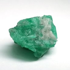 画像3: エメラルド 原石 約5.3g コロンビア ムソ鉱山産 【一点もの】 Emerald 鉱物 標本 結晶 緑柱石 浄化 お守り 天然石 パワーストーン カラーストーン (3)