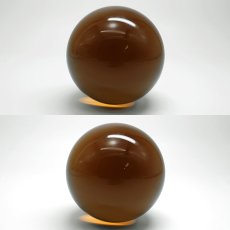 画像2: 【山梨甲府研磨】黒水晶 60mm 丸玉 ブラジル産 【一点物】手研磨 山梨県甲府市 職人 匠 宝石研磨 クォーツ スフィア お守り 浄化 天然石 パワーストーン カラーストーン (2)