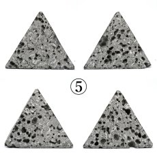 画像6: 霊峰 富士溶岩 ピラミッド 静岡県産【再入荷】 【 一点もの 】 FUJI Lava Stone 台付き 正月飾り インテリア 玄関 縁起物 日本銘石 パワーストーン 天然石 カラーストーン (6)
