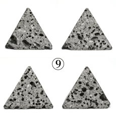 画像10: 霊峰 富士溶岩 ピラミッド 静岡県産【再入荷】 【 一点もの 】 FUJI Lava Stone 台付き 正月飾り インテリア 玄関 縁起物 日本銘石 パワーストーン 天然石 カラーストーン (10)