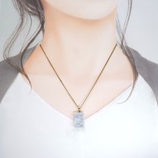 画像4: 糸魚川翡翠 ペンダントトップ ラベンダー 新潟県産 原石 【一点もの】 Itoigawa Jade ステンレス 翡翠 ひすい 希少 国石 日本銘石 お守り 浄化 天然石 パワーストーン (4)