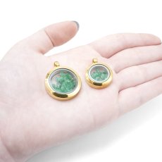 画像6: エメラルド ロケット 円形 ブラジル産【2color／2size】Emerald ベリル ステンレス 天然石入 さざれ カラーストーン パワーストーン (6)