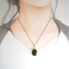 画像3: 神居古潭 ペンダントトップ オーバル 北海道産 Kamui kotan 覆輪 フクリン カムイコタン アイヌ 聖地 ステンレス 日本銘石 お守り 浄化 天然石 パワーストーン カラーストーン (3)