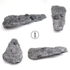 画像2: ガーネット on グラファイト 原石 アメリカ レッドエンバーズ鉱山産 【一点もの】 Garnet on Graphite ガーネットオングラファイト 鉱物 共生 標本 結晶 柘榴石 石墨 浄化 お守り 天然石 パワーストーン カラーストーン (2)