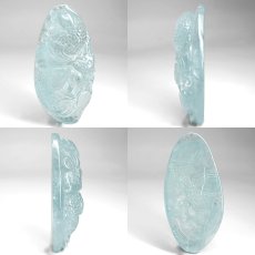 画像2: アクアマリン 蓮 双魚 彫り物 約27.7g ブラジル産【一点もの】Aquamarine 風水 3月誕生石 藍柱石 藍玉 ベリル 緑柱石 花 ハス 蓮華 レンゲ 魚 双魚戯蓮 天然石 パワーストーン カラーストーン (2)