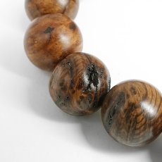 画像4: 屋久杉 泡瘤 (あわこぶ) 15mm ブレスレット 【一点もの】YAKUSUGI AWAKOBU 鹿児島県 屋久島 国産 日本製 瘤 杉 エネルギー パワーズウッド 天然木 (4)