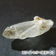 画像9: 山梨黒平水晶 原石 山梨県産【 一点もの 】国産天然石 国産水晶 Quartz クォーツ ポイント 結晶 鉱物 お守り 浄化 天然石 パワーストーン カラーストーン (9)
