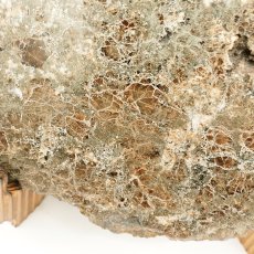 画像6: 長野ガーネット 約2.8kg 原石 長野県産【 一点もの 】証明書付き 台付き 国産天然石 Garnet 柘榴石 鉱物 お守り 浄化 天然石 パワーストーン カラーストーン (6)