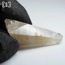 画像4: 山梨黒平水晶 原石 山梨県産【 一点もの 】国産天然石 国産水晶 Quartz クォーツ ポイント 結晶 鉱物 お守り 浄化 天然石 パワーストーン カラーストーン (4)