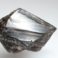 画像3: アキシナイト 原石 約27.9g 宮崎県西臼杵産【 一点もの 】証明書付き 台付き 国産天然石 斧石 結晶 鉱物 お守り 浄化 天然石 パワーストーン (3)