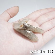 画像10: 山梨黒平水晶 原石 山梨産【 一点もの 】証明書付き 国産天然石 国産水晶 Quartz クォーツ 結晶 鉱物 お守り 浄化 天然石 パワーストーン カラーストーン (10)