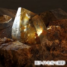画像5: 水晶 クラスター 約1.1kg 秋田県産【 一点もの 】証明書付き 台付き 原石 国産天然石 国産水晶 Quartz クォーツ 結晶 鉱物 お守り 浄化 開運 縁起物 天然石 パワーストーン カラーストーン (5)