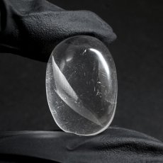 画像4: 山梨 黒平水晶 ルース オーバル 山梨県産 Kurobera Quartz 【 一点もの 】 カボション 裸石 国産天然石 国産水晶 鉱物 お守り 浄化 ハンドメイド コレクション 日本銘石 天然石 (4)