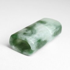 画像3: 糸魚川翡翠 ビーズ 7.1g 新潟県 小滝入コン沢産【一点もの】Itoigawa Jade 日本銘石 正規代理店 日本製  ブレスレット ストラップ 証明書付き 高品質 鉱物 翡翠 ひすい 希少 国石 アクセサリー パーツ 穴あり 健康運 幸運 ネックレス お守り 浄化 天然石 パワーストーン (3)