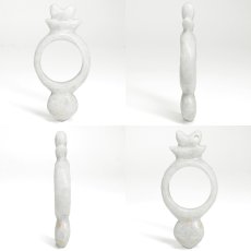 画像2: 糸魚川翡翠 新潟県 青海産【一点もの】Itoigawa Jade 日本銘石 正規代理店 日本製 10号 ペンダントトップ リング 指輪 証明書付き 高品質 鉱物 翡翠 ひすい 希少 国石 アクセサリー 健康運 幸運 ネックレス 勾玉 宝珠 お守り 浄化 天然石 パワーストーン (2)