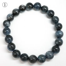 画像2: デビルアクアマリン 9mm ブレスレット ブラジル産 【再入荷】 【 一点もの 】 アクアマリン Aquamarine 高品質 ブラックアクアマリン ディープ ベリル 3月誕生石 鉱物 内包 天然石 パワーストーン カラーストーン (2)