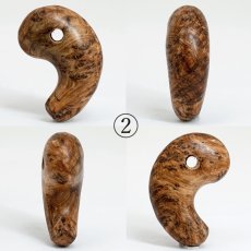 画像4: 屋久杉 泡瘤 (あわこぶ) 勾玉 25mm 【一点もの】 YAKUSUGI AWAKOBU 鹿児島県 屋久島 国産 日本製 瘤 杉 エネルギー パワーズウッド 天然木 (4)