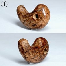 画像3: 屋久杉 泡瘤 (あわこぶ) 勾玉 21mm 【一点もの】 YAKUSUGI AWAKOBU 鹿児島県 屋久島 国産 日本製 瘤 杉 エネルギー パワーズウッド 天然木 (3)